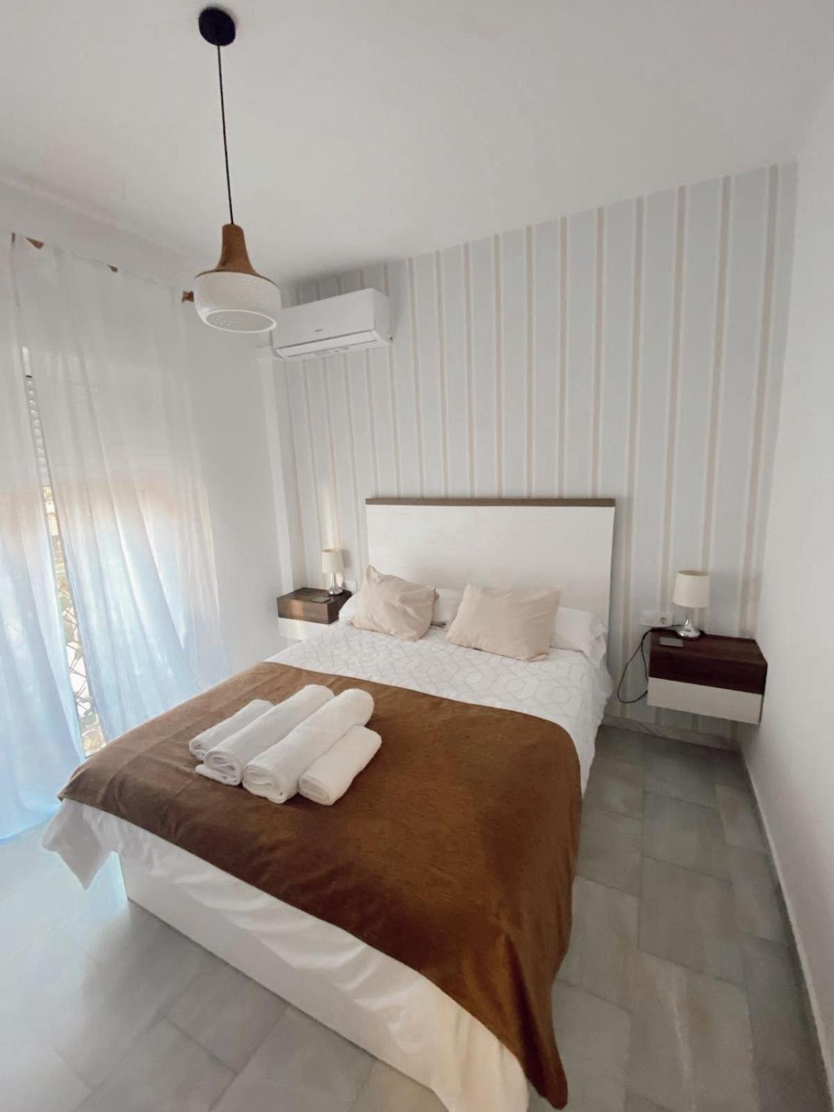 Apartamento Melina Arlu - Barrio La Victoria Málaga Exteriör bild